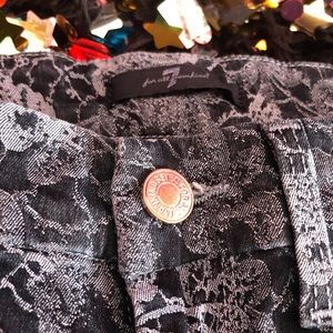 7 for all mankind jeans!! Designer ✨